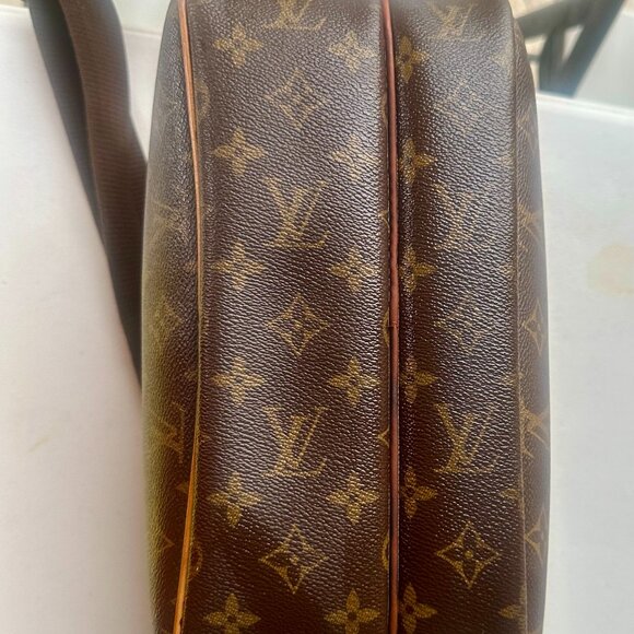 Louis Vuitton Brown Monogram reporter PM Crossbody Bag - Picture 4 of 10